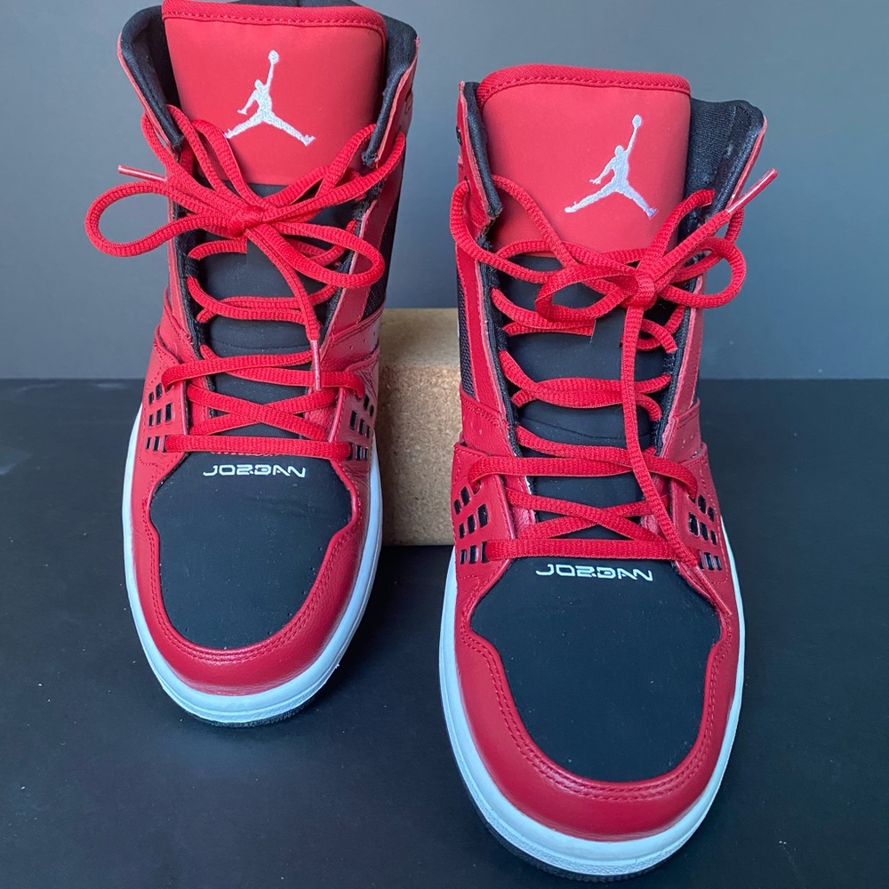 Jordan 1 Flight